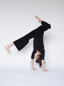 dance-acrobatics